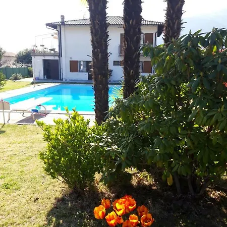 Casa Augusta Maccagno